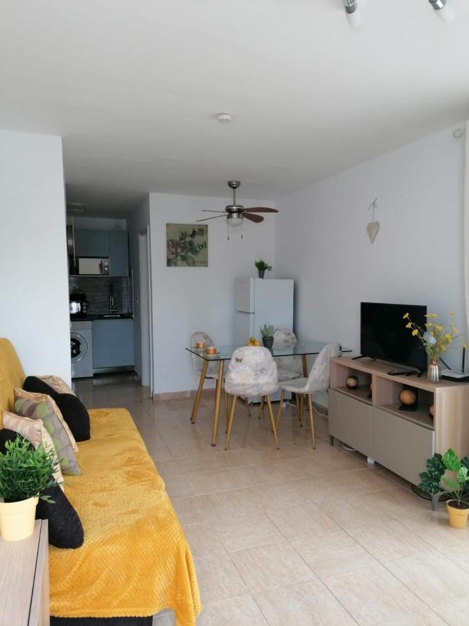 Castillo Holiday Apartment- Puerta Del Sol 245 Калета-де-Фусте Екстер'єр фото